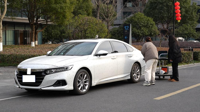 scanning the car